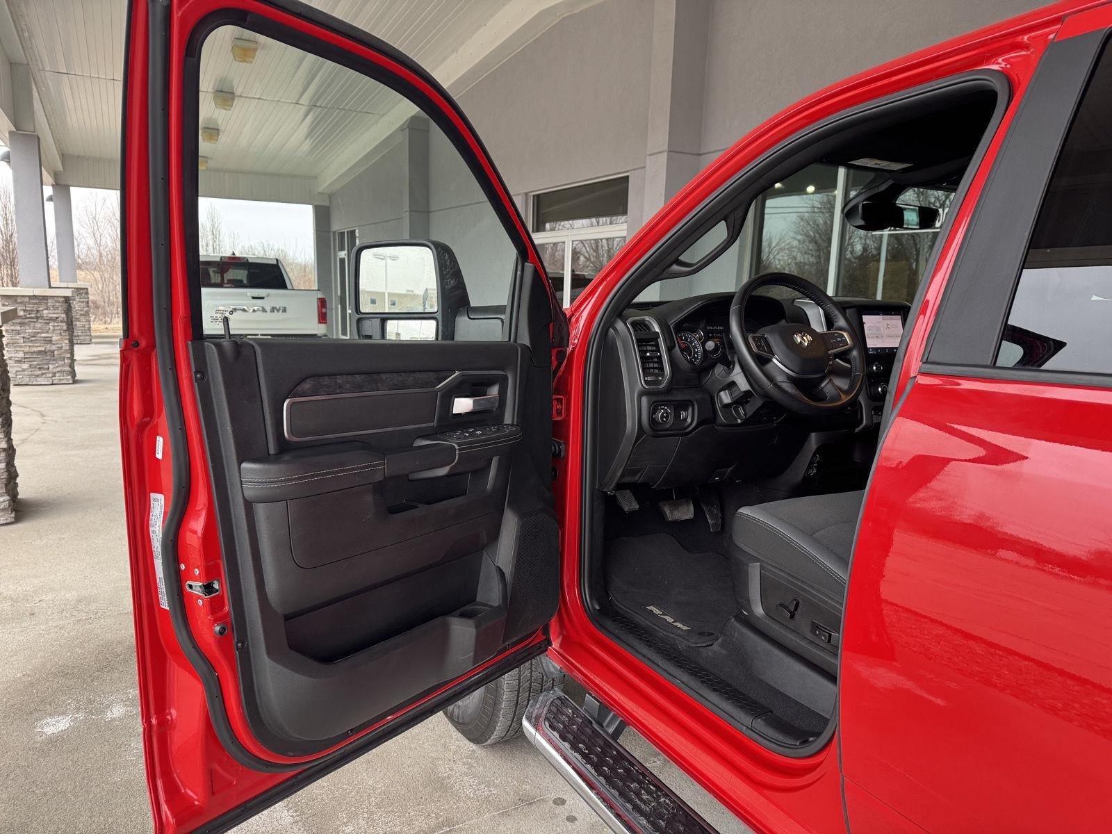 2024 RAM 2500 Big Horn Crew Cab 4x4 6'4' Box