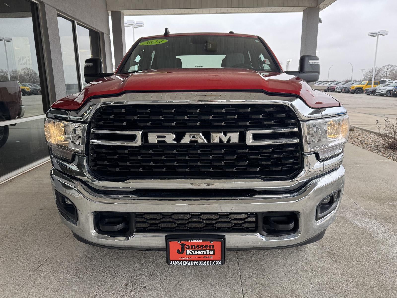2024 RAM 2500 Big Horn Crew Cab 4x4 6'4' Box