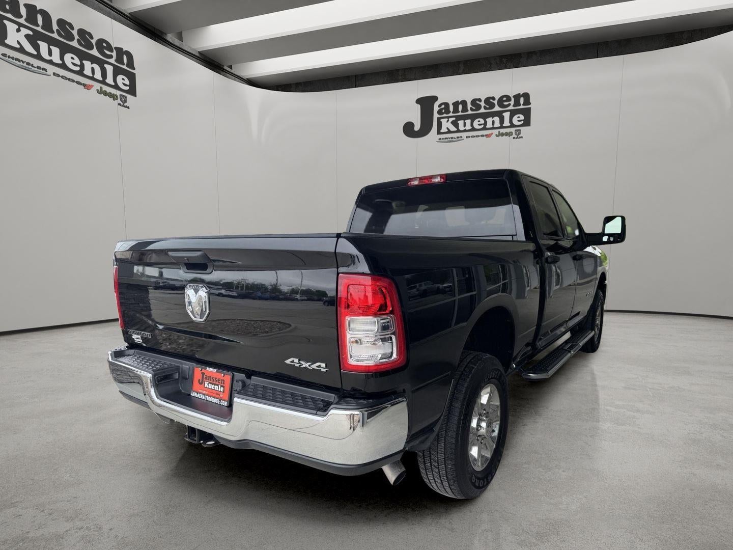 2024 RAM 2500 Big Horn Crew Cab 4x4 6'4' Box