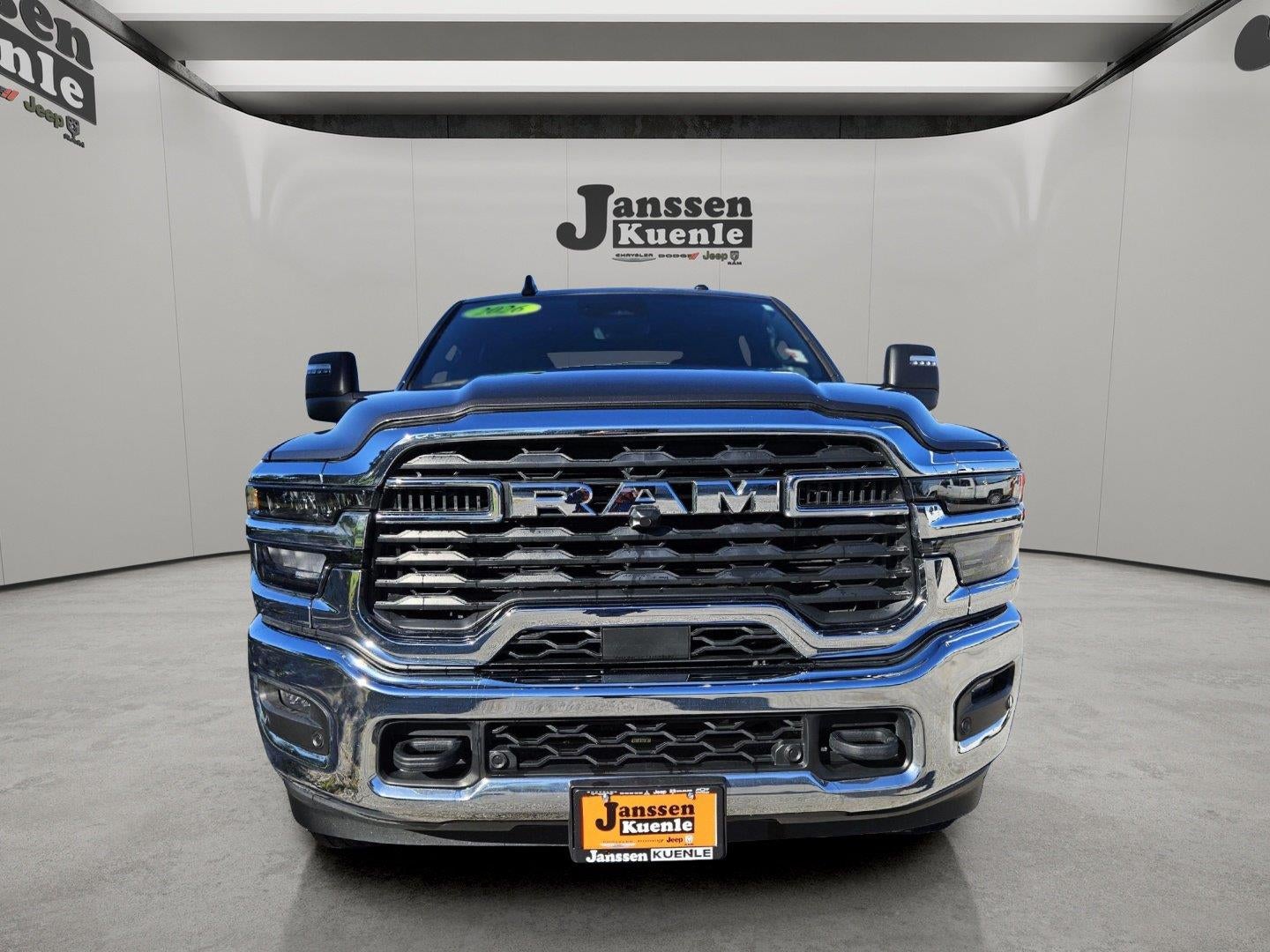 2026 RAM 2500 Big Horn Crew Cab 4x4 6'4' Box
