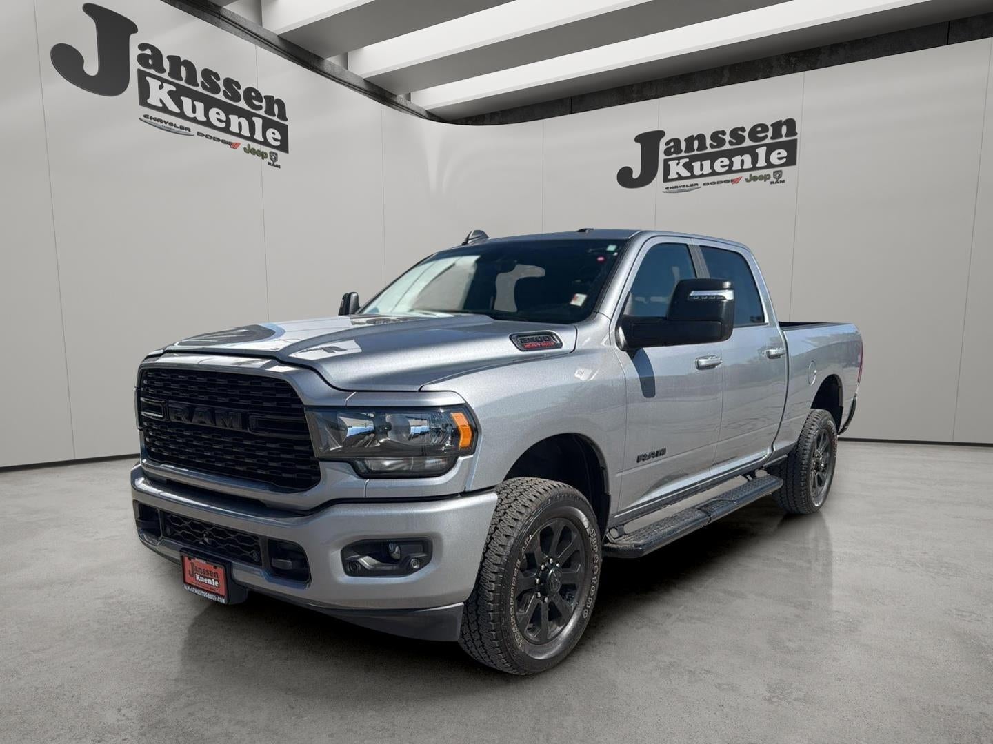 2024 RAM 2500 Big Horn Crew Cab 4x4 6'4' Box