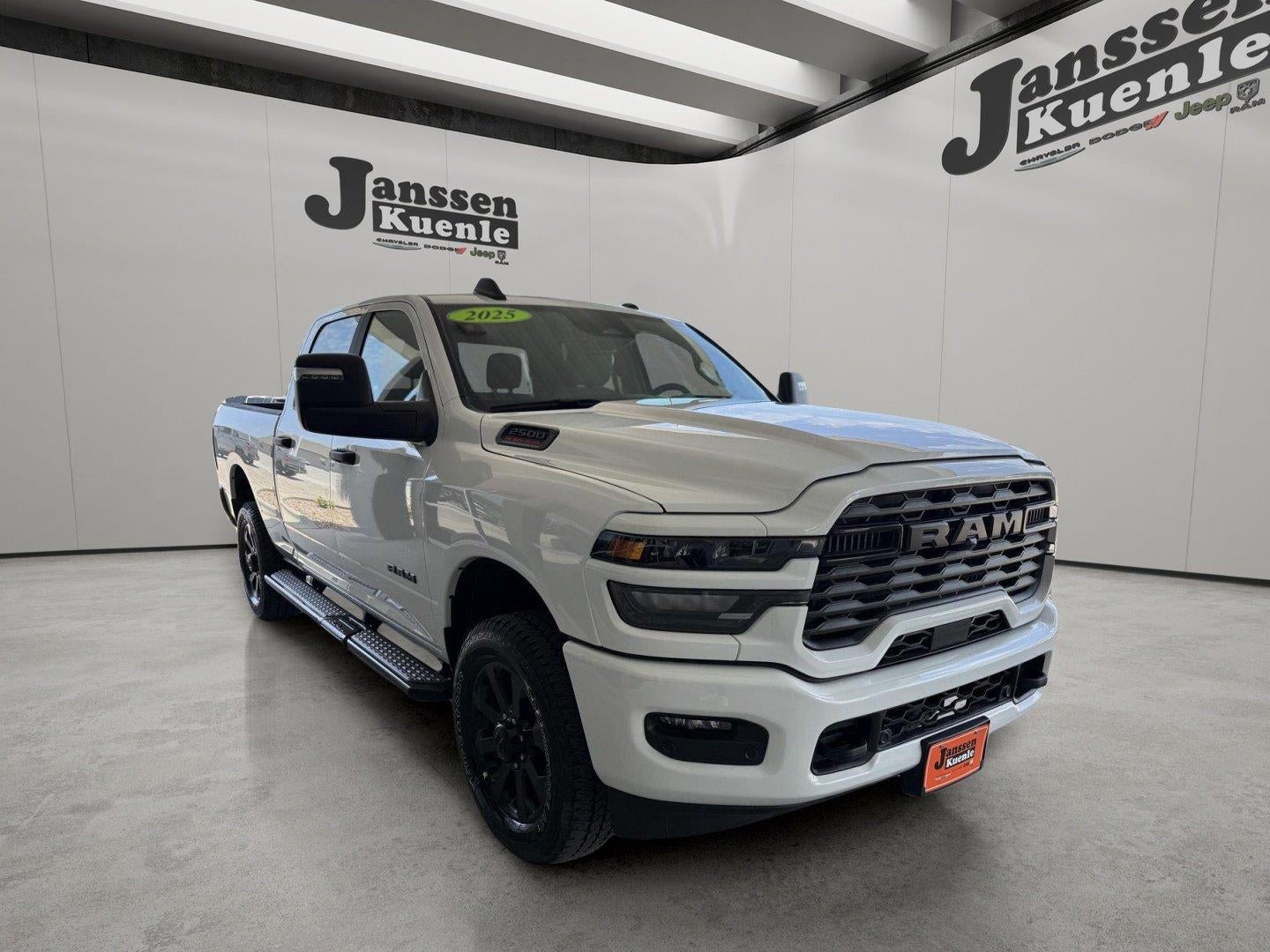 2025 RAM 2500 Big Horn Crew Cab 4x4 6'4' Box
