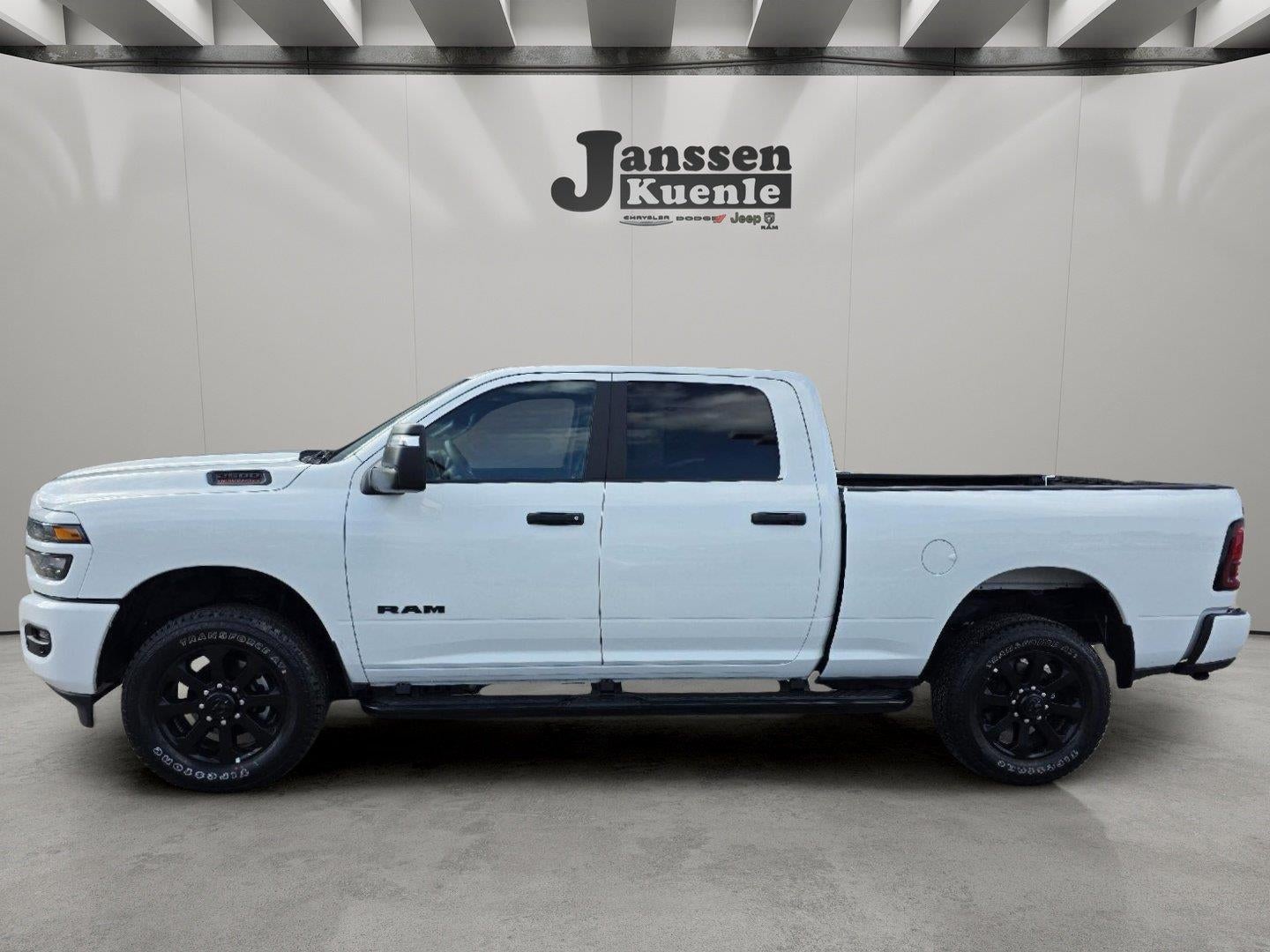 2026 RAM 2500 Big Horn Crew Cab 4x4 6'4' Box