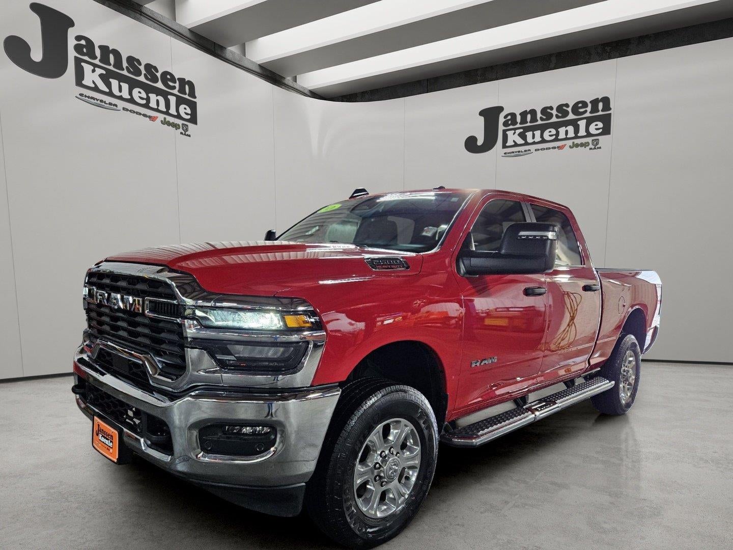 2026 RAM 2500 Big Horn Crew Cab 4x4 6'4' Box