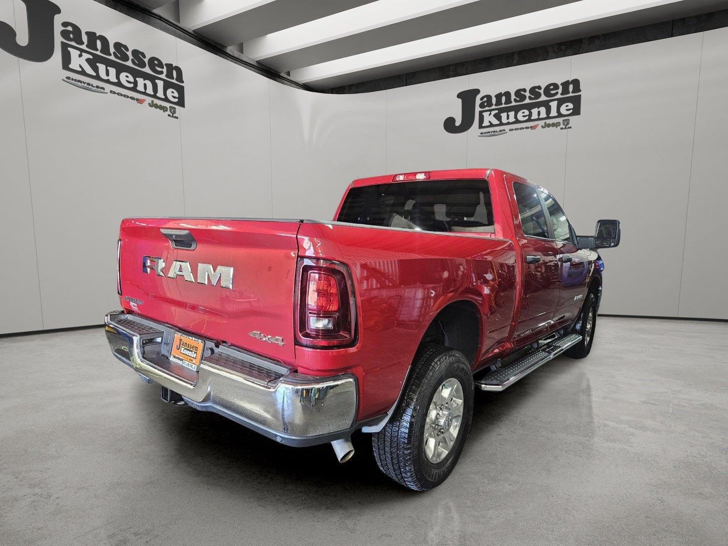 2026 RAM 2500 Big Horn Crew Cab 4x4 6'4' Box