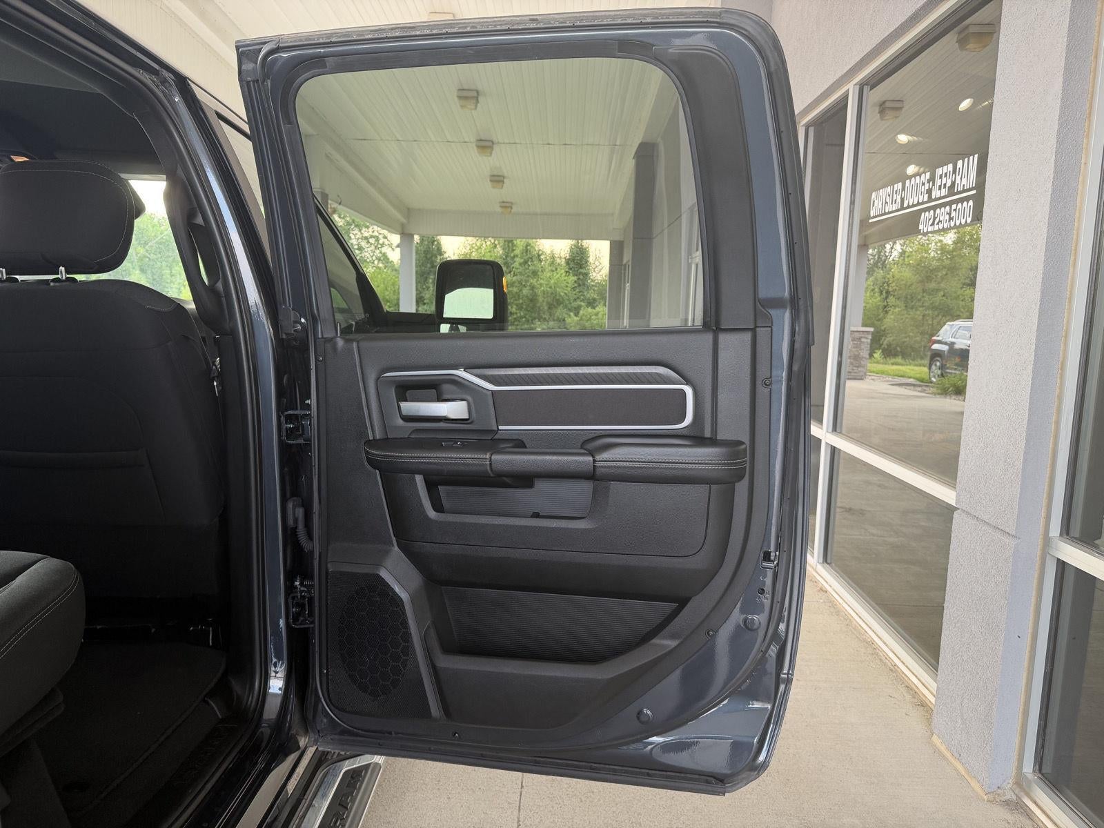 2025 RAM 2500 Big Horn Crew Cab 4x4 6'4' Box
