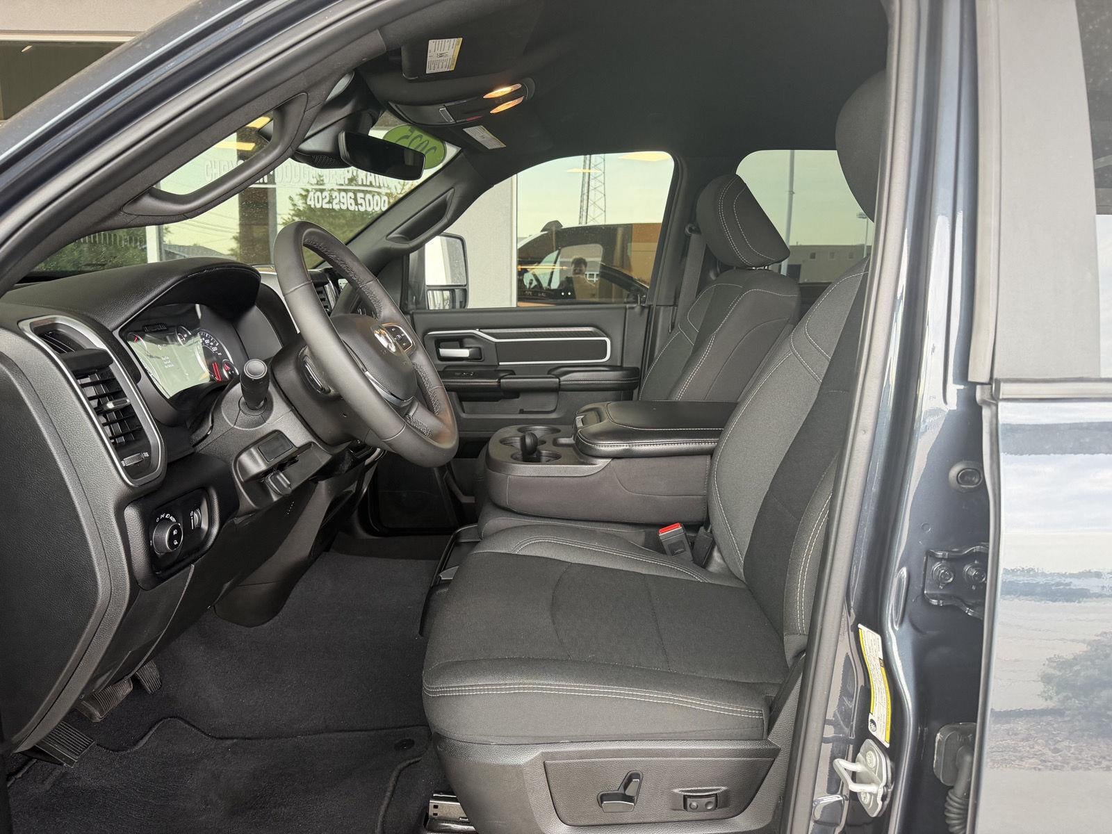 2025 RAM 2500 Big Horn Crew Cab 4x4 6'4' Box