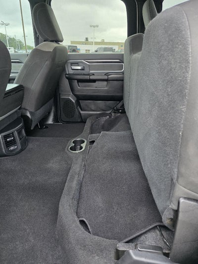 2022 RAM 2500 Big Horn Crew Cab 4x4 6'4' Box