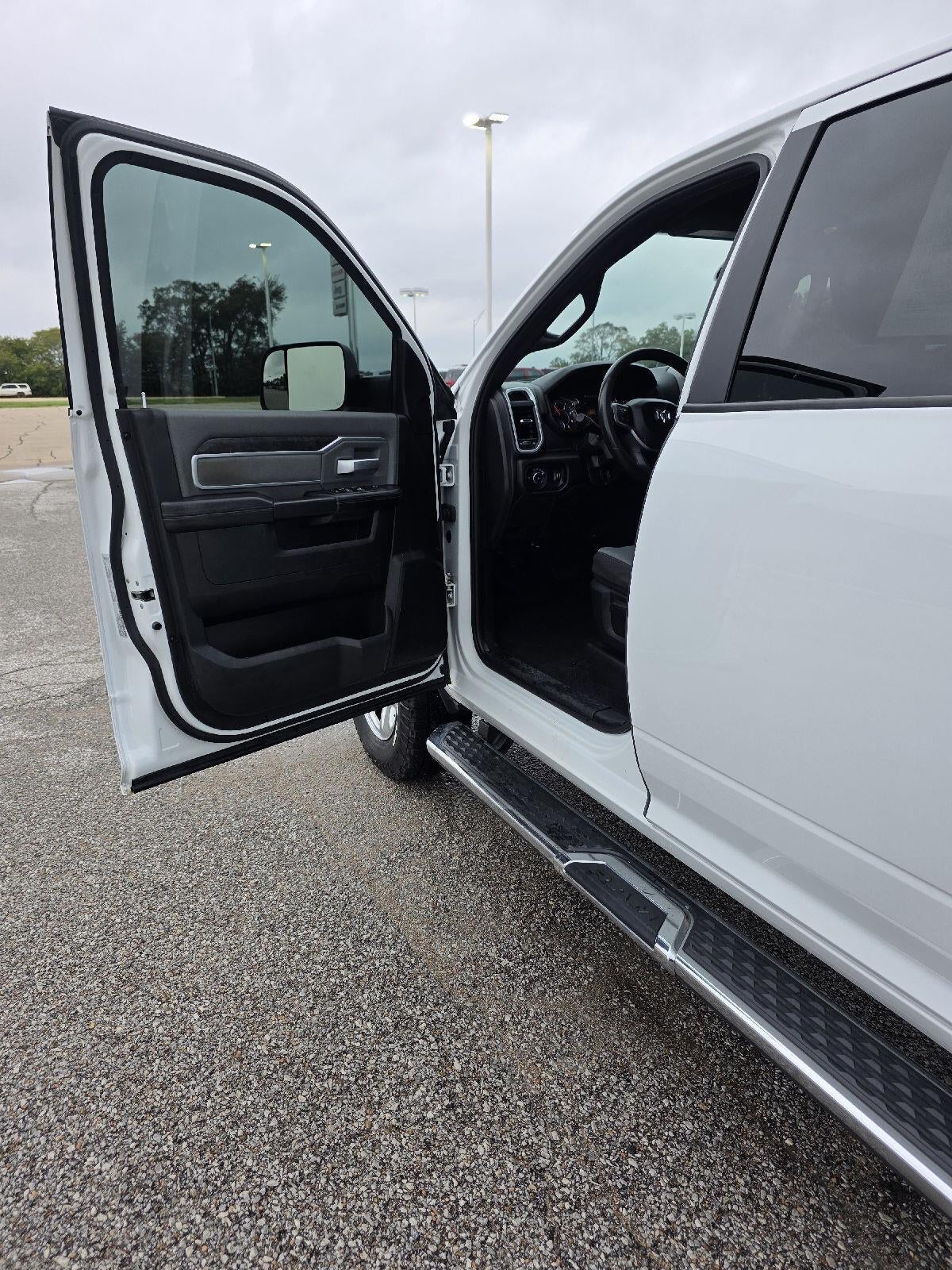 2022 RAM 2500 Big Horn Crew Cab 4x4 6'4' Box