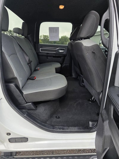 2022 RAM 2500 Big Horn Crew Cab 4x4 6'4' Box