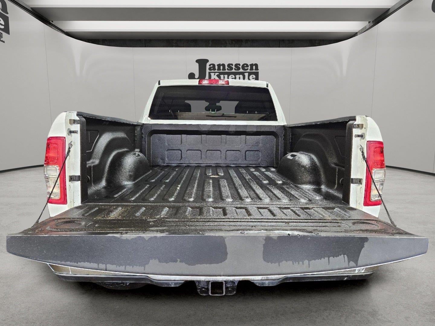 2022 RAM 2500 Big Horn Crew Cab 4x4 6'4' Box