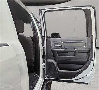 2022 RAM 2500 Big Horn Crew Cab 4x4 6'4' Box