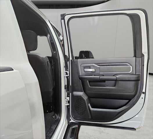 2022 RAM 2500 Big Horn Crew Cab 4x4 6'4' Box
