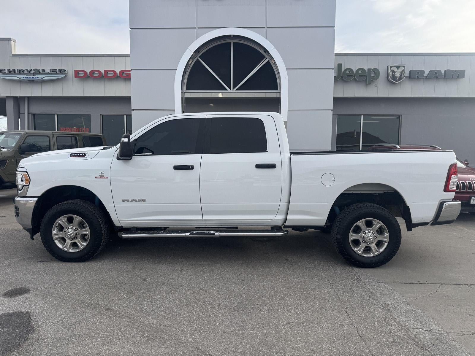 2024 RAM 2500 Big Horn Crew Cab 4x4 6'4' Box