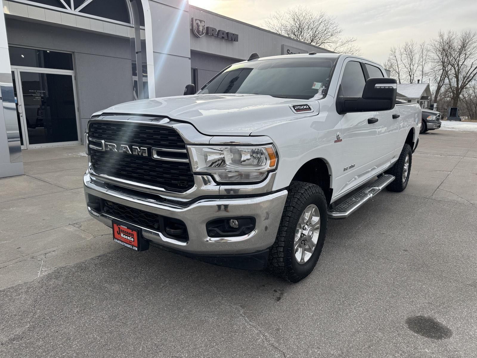 2024 RAM 2500 Big Horn Crew Cab 4x4 6'4' Box