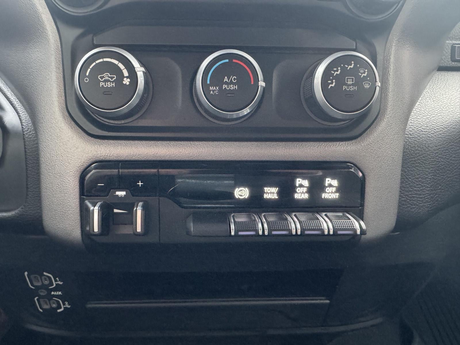 2024 RAM 2500 Big Horn Crew Cab 4x4 6'4' Box