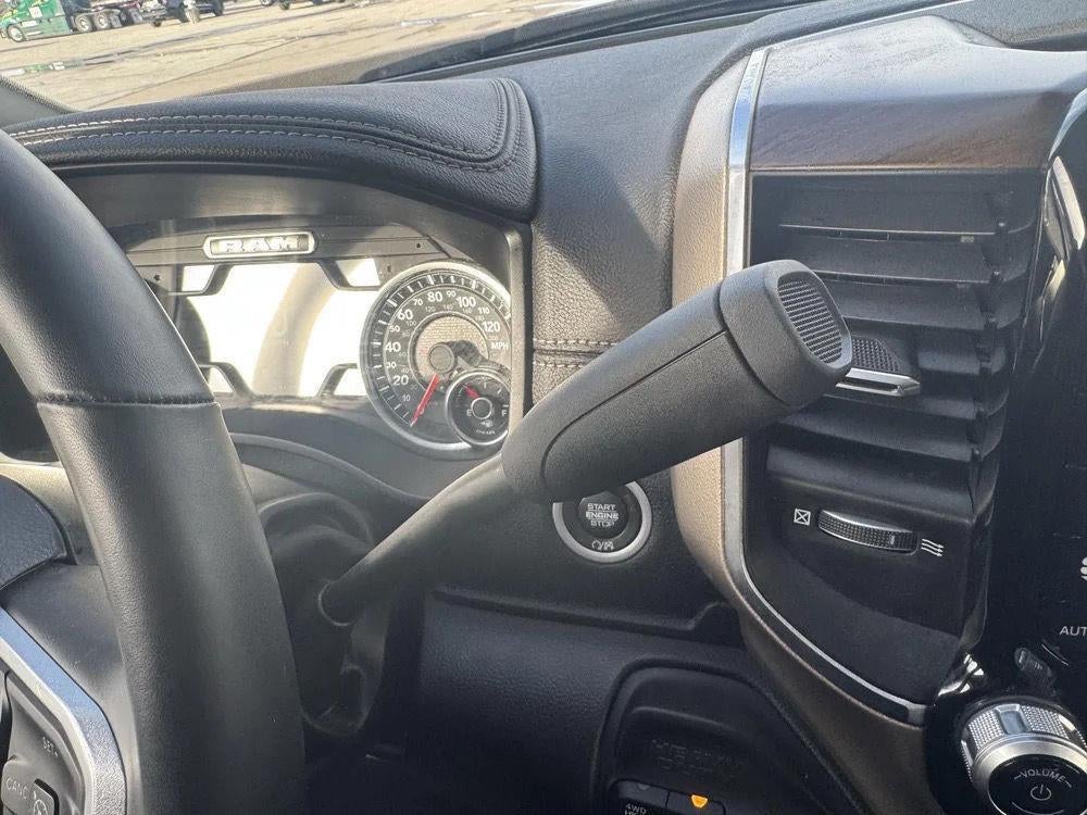 2024 RAM 2500 Laramie Crew Cab 4x4 6'4' Box