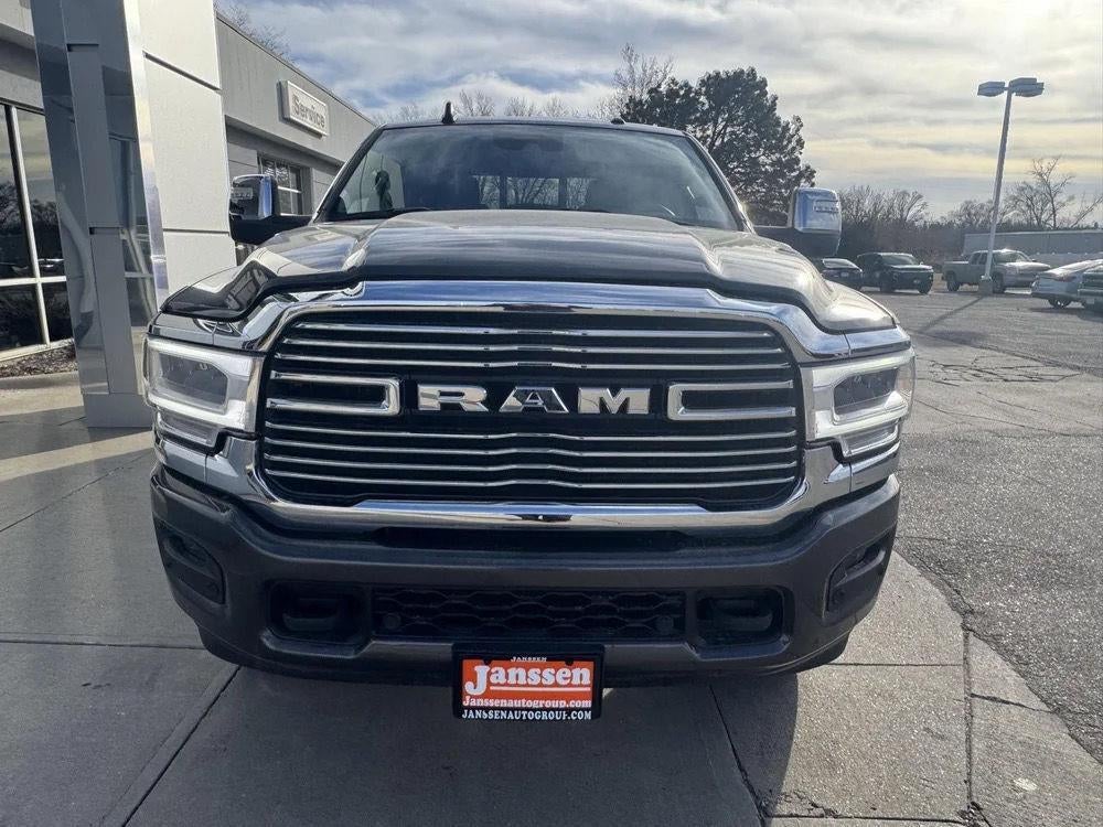 2024 RAM 2500 Laramie Crew Cab 4x4 6'4' Box