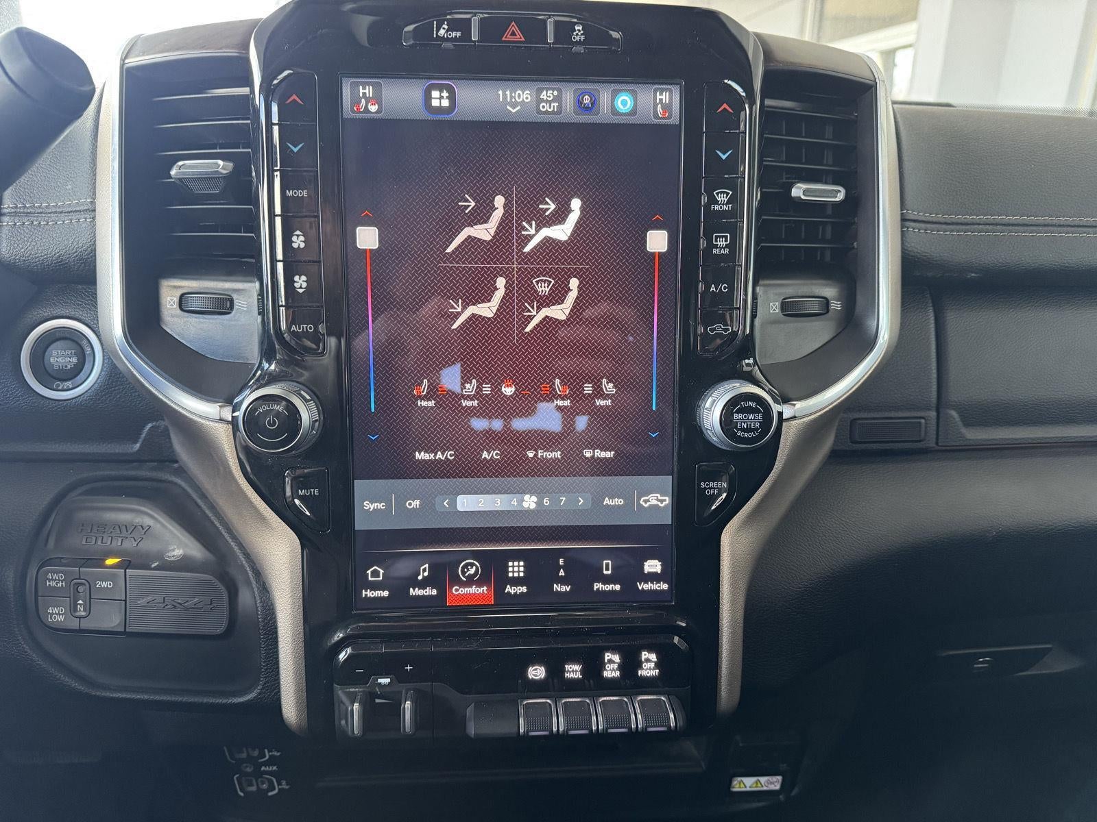 2024 RAM 2500 Laramie Crew Cab 4x4 6'4' Box