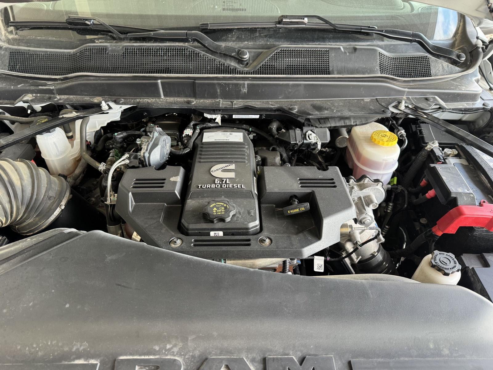 2024 RAM 2500 Laramie Crew Cab 4x4 6'4' Box