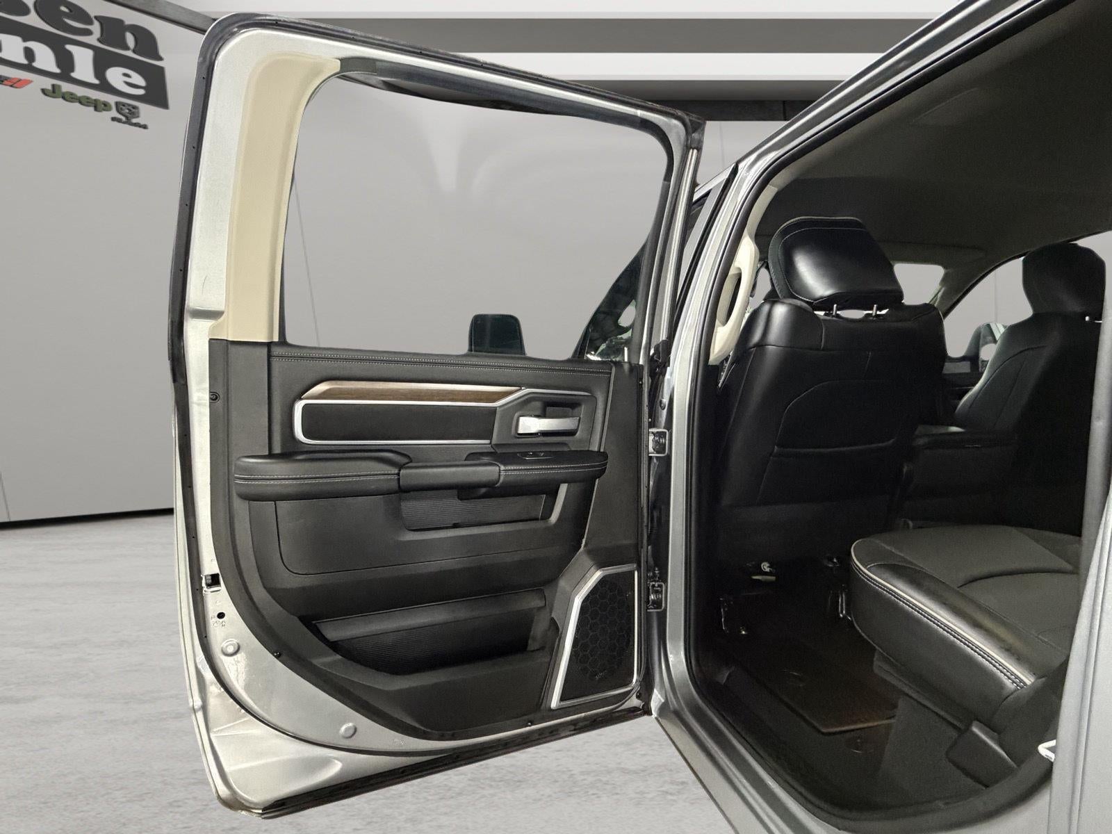 2024 RAM 2500 Laramie Crew Cab 4x4 6'4' Box