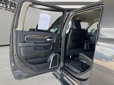 2024 RAM 2500 Laramie Crew Cab 4x4 6'4' Box