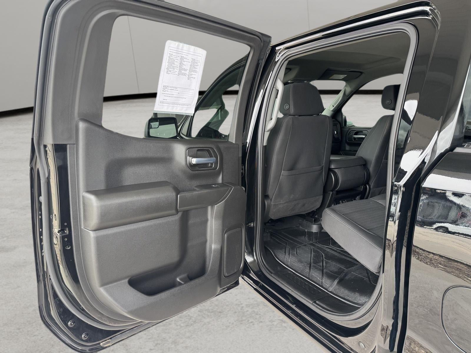 2025 Chevrolet Silverado 1500 4WD Crew Cab Short Bed Custom