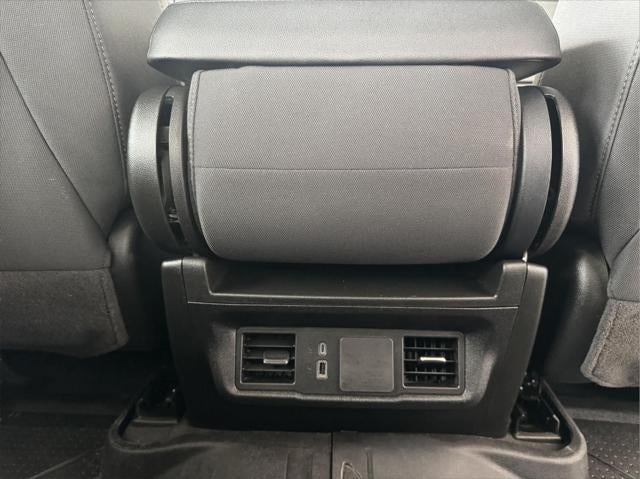 2025 Chevrolet Silverado 1500 4WD Crew Cab Short Bed Custom