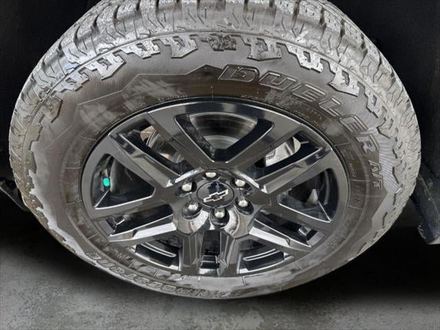 2025 Chevrolet Silverado 1500 4WD Crew Cab Short Bed Custom