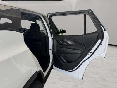 2024 GMC Terrain AWD SLE