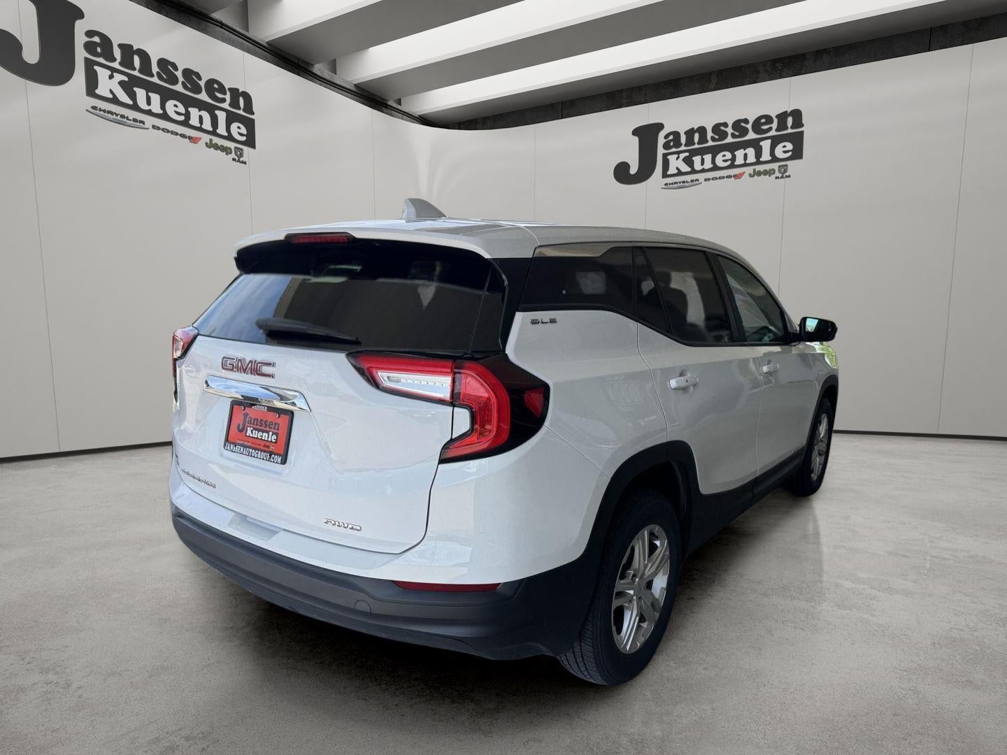 2024 GMC Terrain AWD SLE