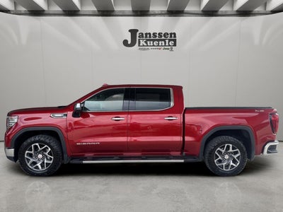 2023 GMC Sierra 1500 4WD Crew Cab Short Box SLT