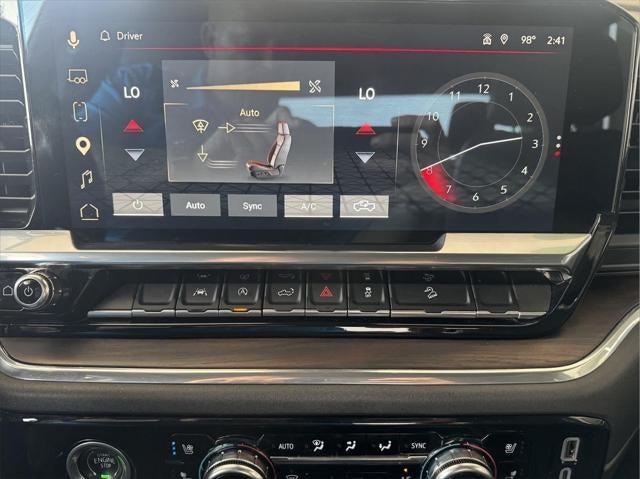 2023 GMC Sierra 1500 4WD Crew Cab Short Box SLT