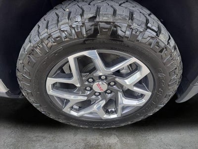 2023 GMC Sierra 1500 4WD Crew Cab Short Box SLT
