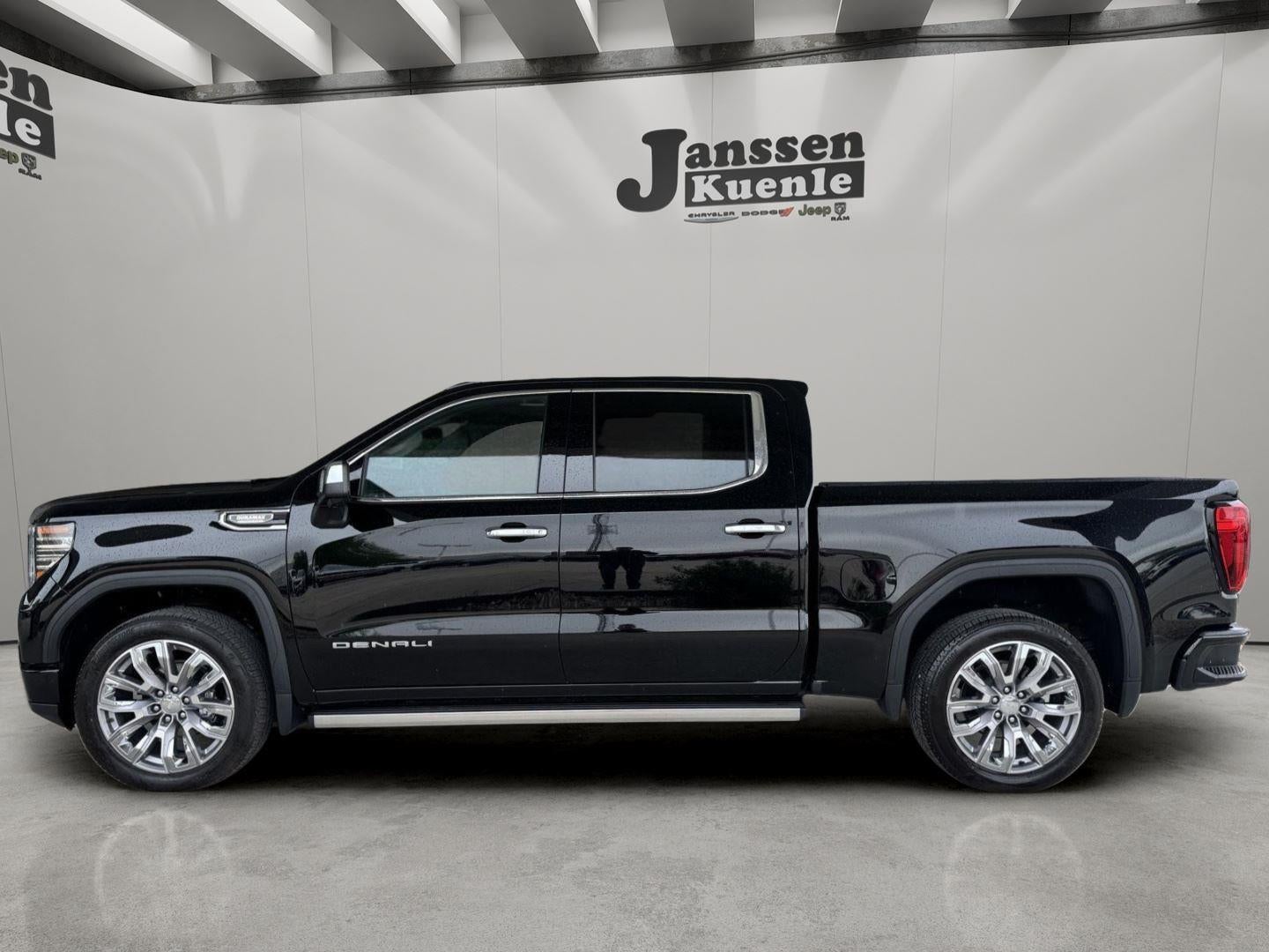 2024 GMC Sierra 1500 4WD Crew Cab Short Box Denali