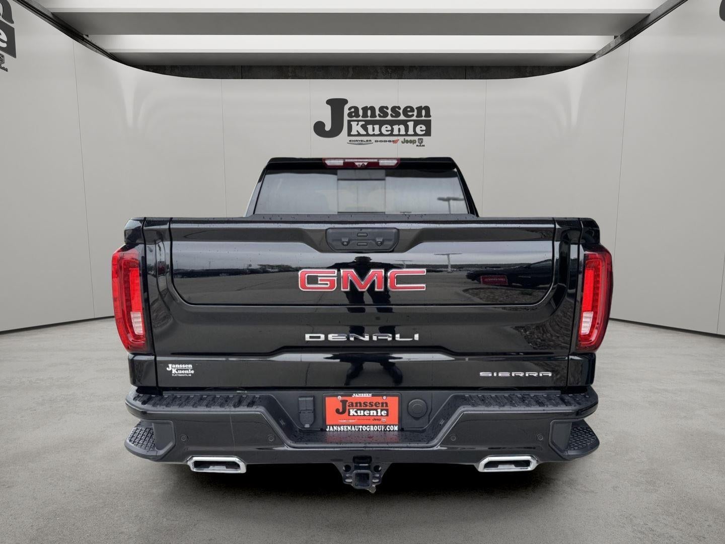 2024 GMC Sierra 1500 4WD Crew Cab Short Box Denali