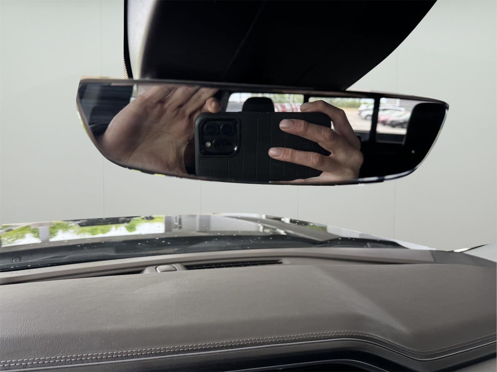 2024 GMC Sierra 1500 4WD Crew Cab Short Box Denali