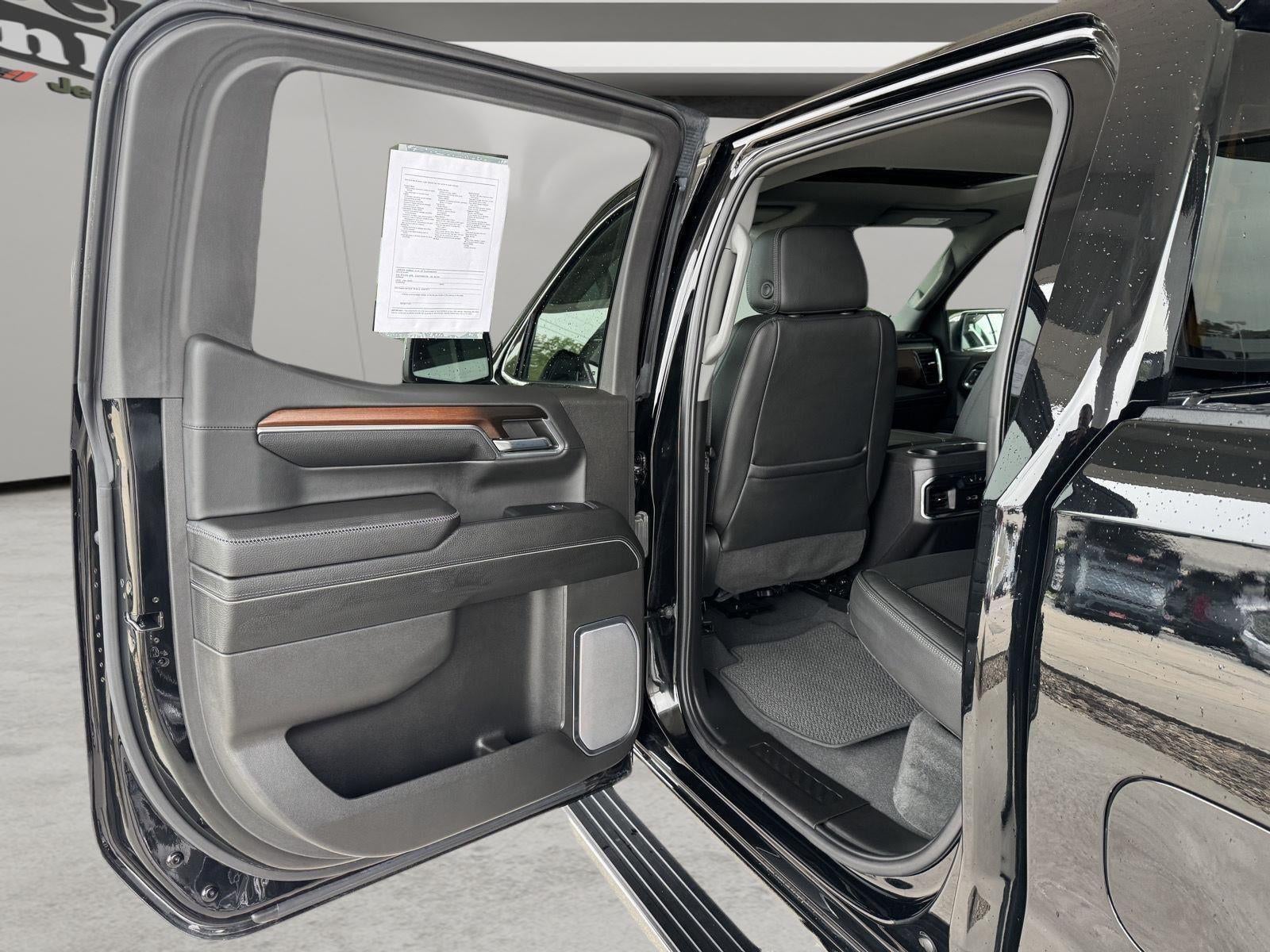 2024 GMC Sierra 1500 4WD Crew Cab Short Box Denali