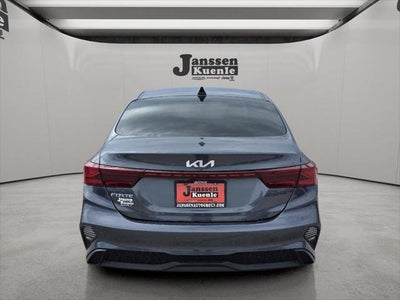 2023 Kia Forte LXS