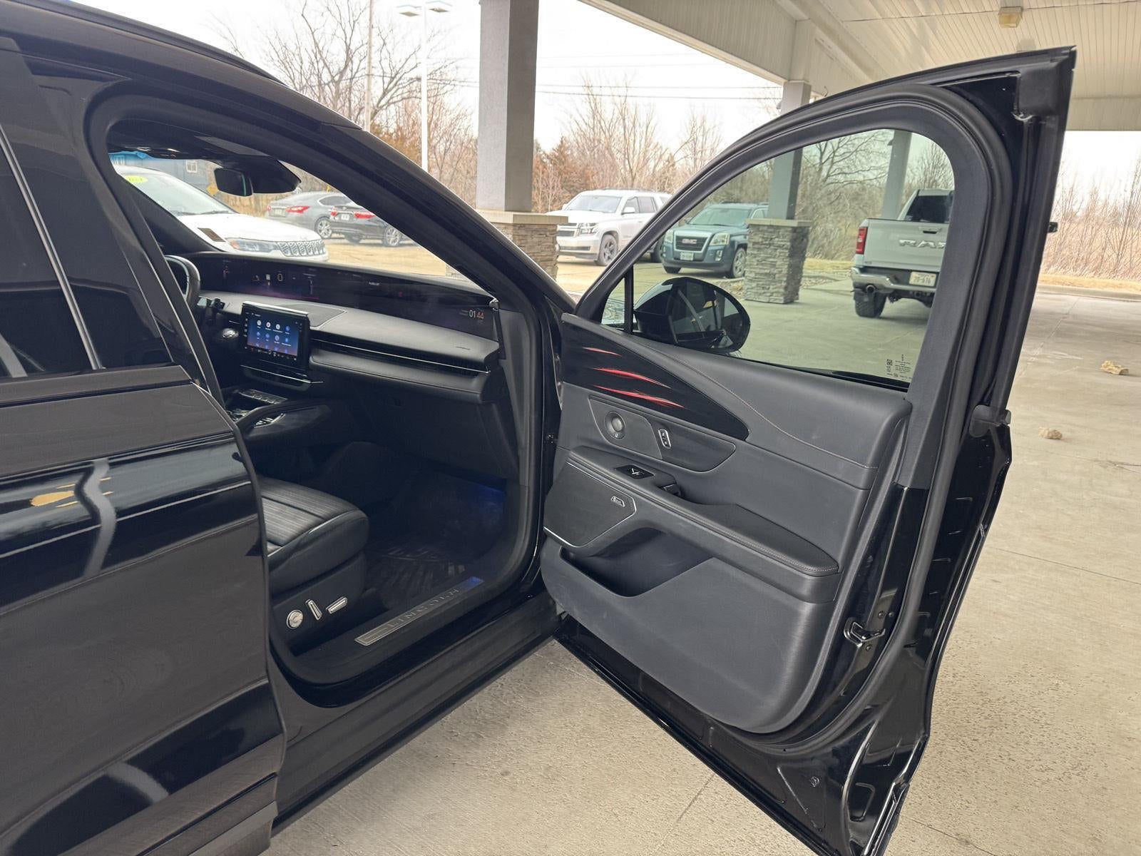 2024 Lincoln Nautilus Reserve