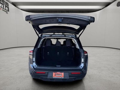 2025 Nissan Pathfinder SV FWD