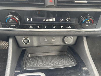 2023 Nissan Rogue SV FWD