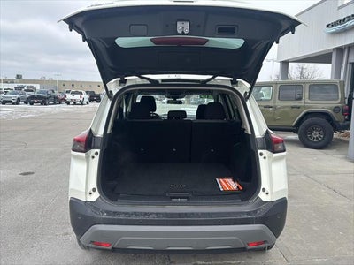 2023 Nissan Rogue SV FWD