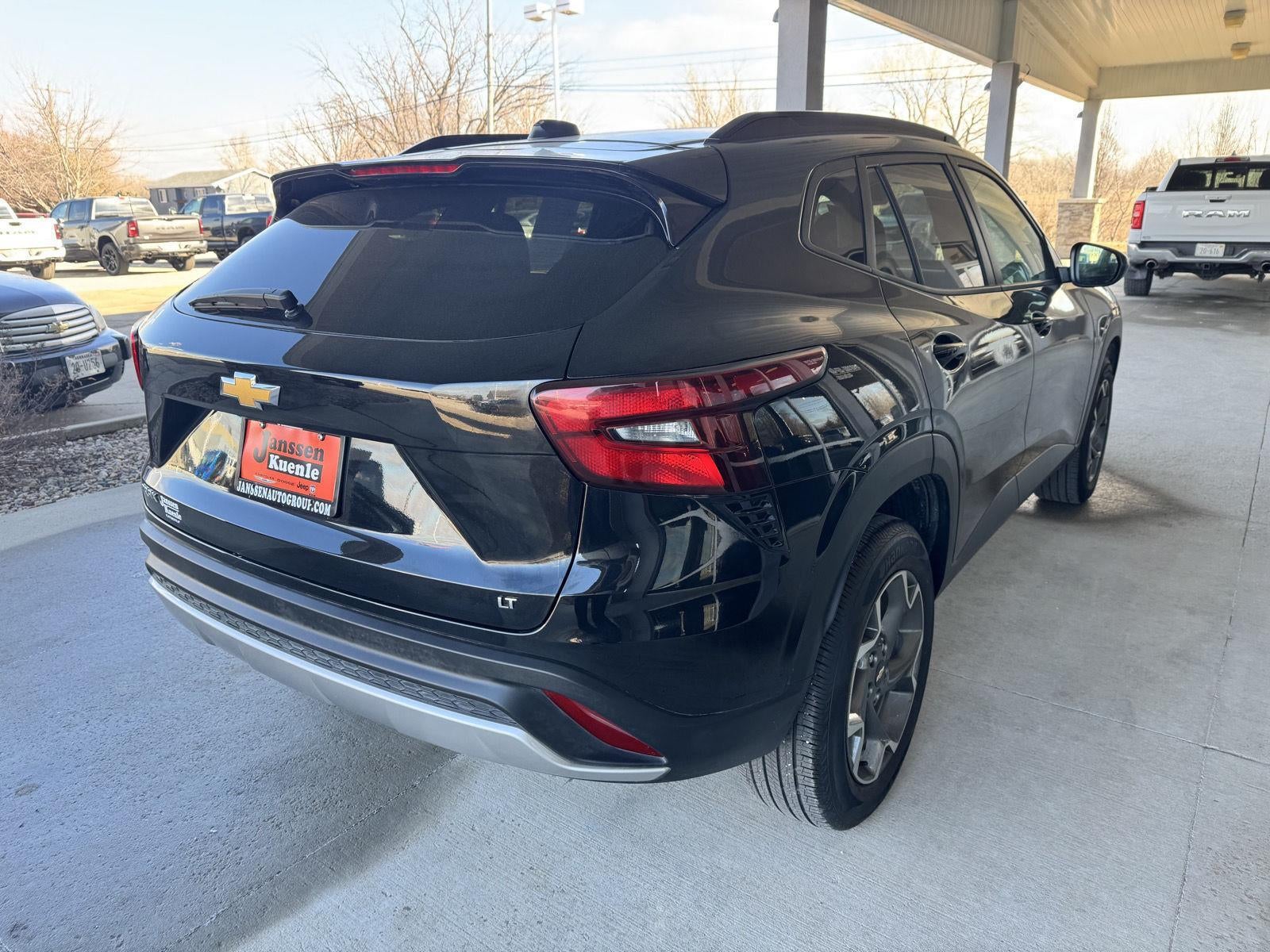 2025 Chevrolet Trax FWD LT
