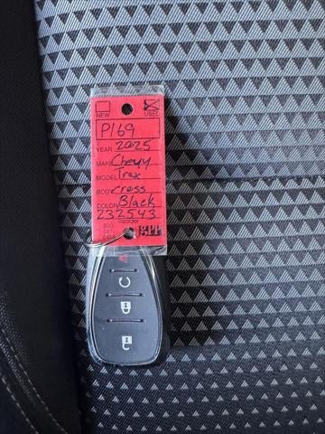 2025 Chevrolet Trax FWD LT