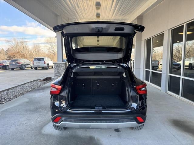 2025 Chevrolet Trax FWD LT