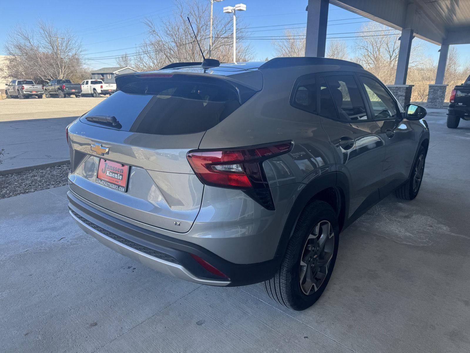 2025 Chevrolet Trax FWD LT