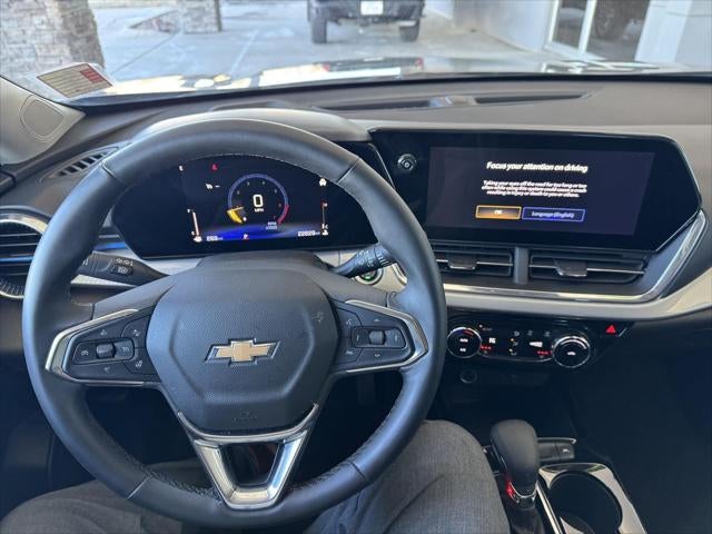 2025 Chevrolet Trax FWD LT