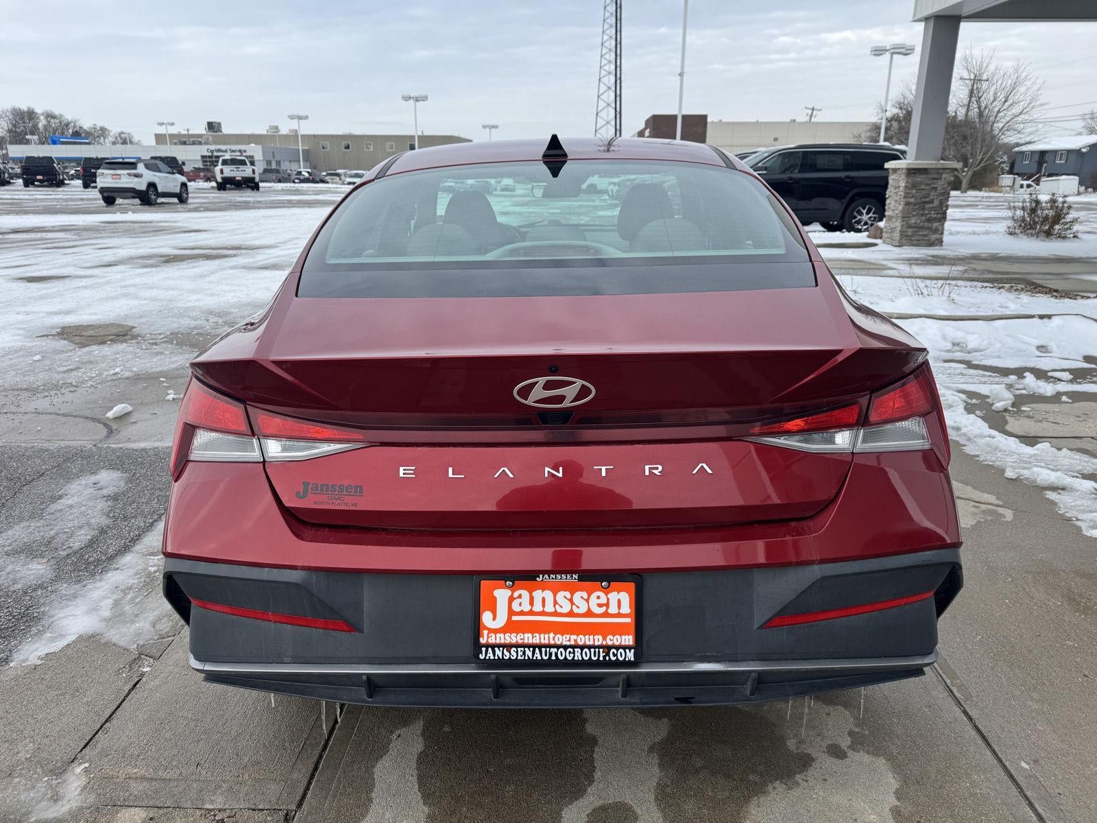 2024 Hyundai Elantra SEL