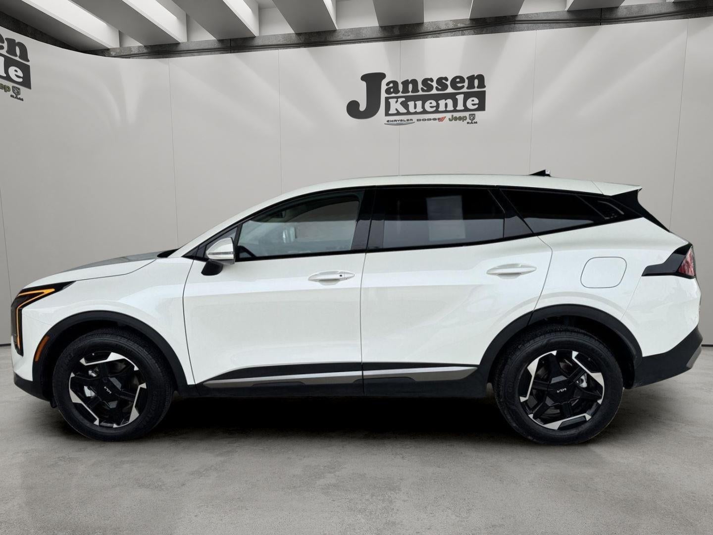 2026 Kia Sportage Hybrid S